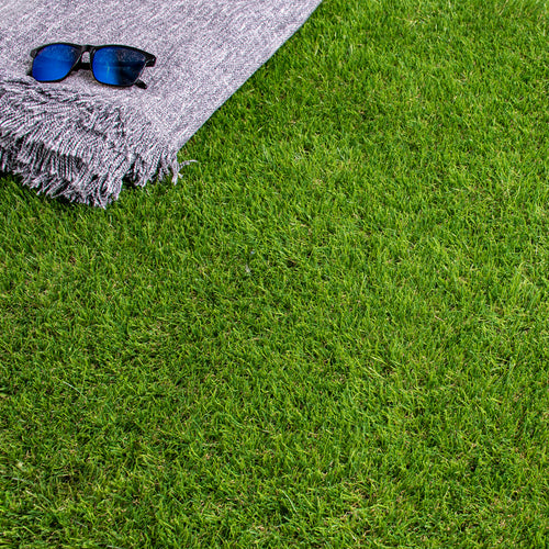 Cherry 30mm Artificial Grass 5m